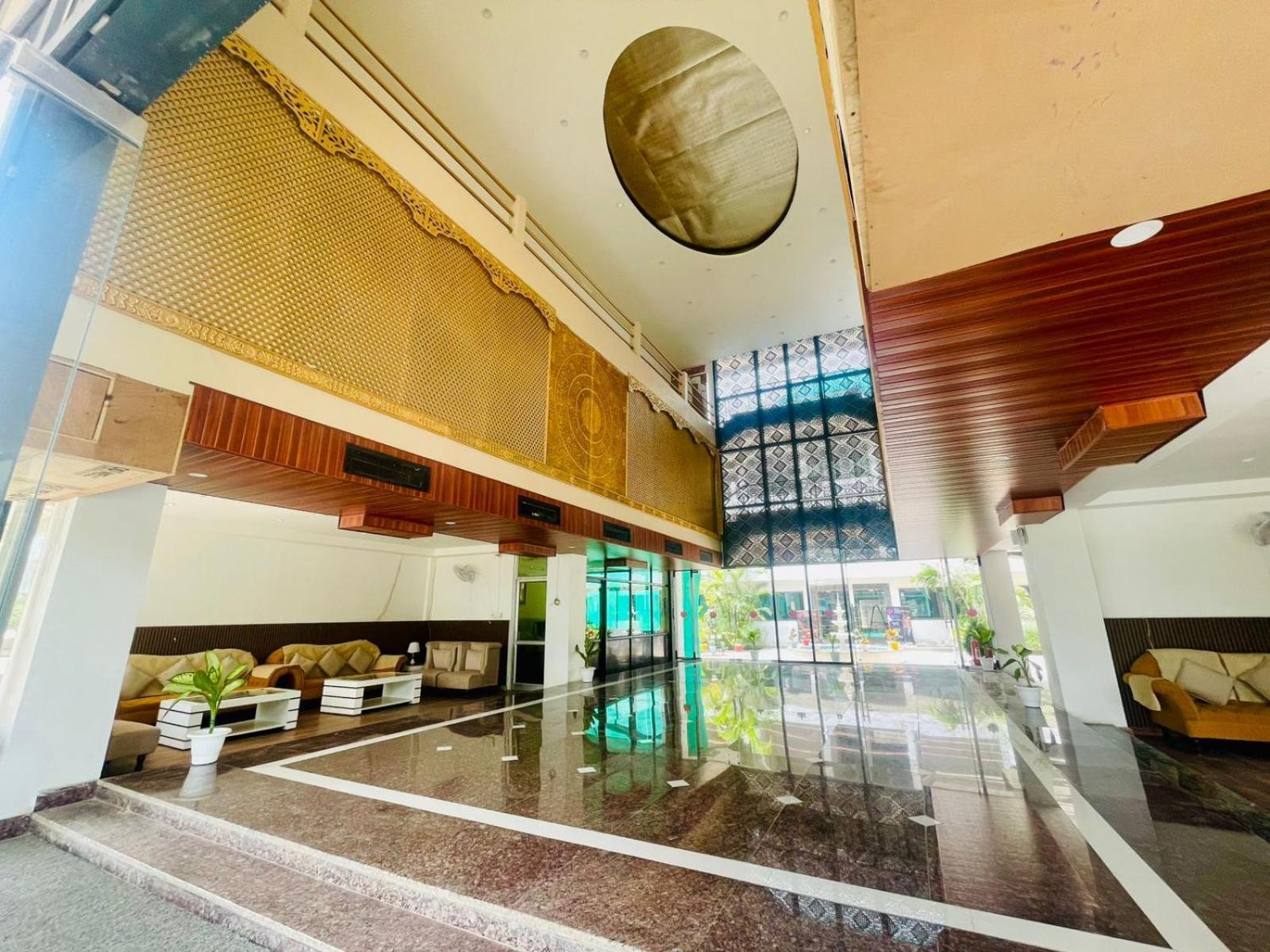 Country Inn Ayodhya - Opposite Airport Kültér fotó